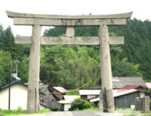 茅部神社の石鳥居