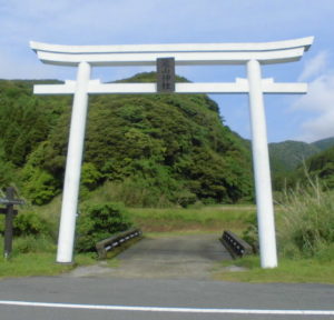 瀧山神社